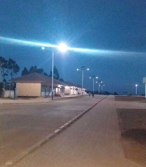 綦江区非洲科特迪瓦太阳能路灯工程